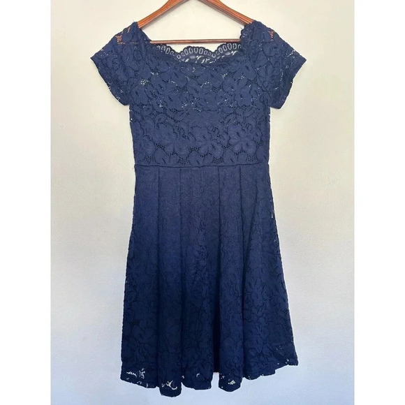 Miusol Navy Blue Lace Knee Length Cocktail Dress Cap Sleeve Size Medium - Picture 2 of 2
